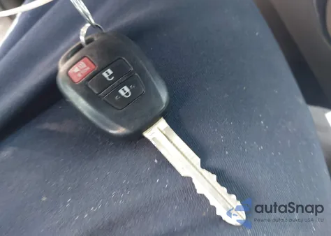 2022 Toyota Tacoma Sr5 V6 z USA, uszkodzony, nr VIN 3TYDZ5BNXNT015529